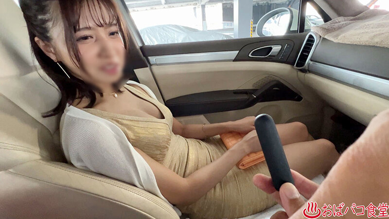 ラウンジ嬢の美人妻と…