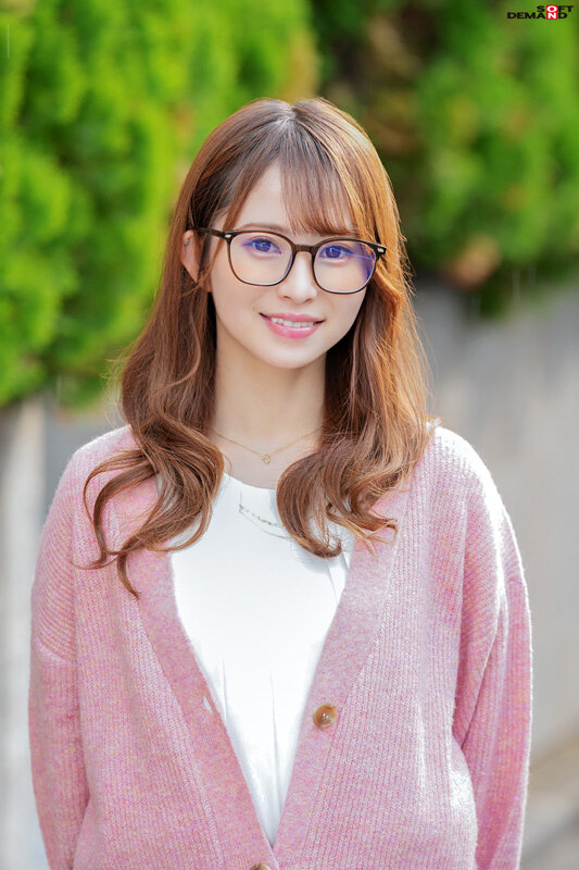 隠すと余計恥ずかしい…w