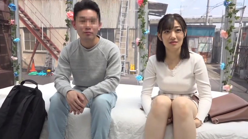 友達男女が素股チャレンジ！