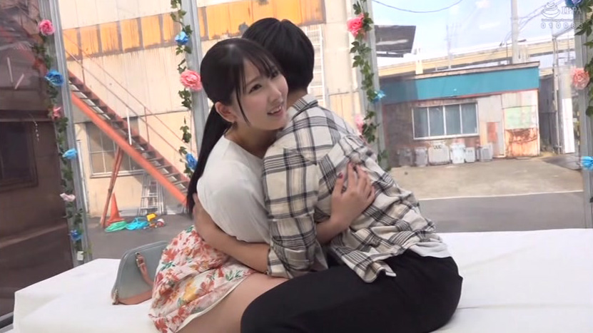 友達男女が素股チャレンジ！