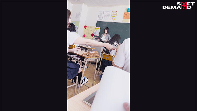 爆乳担任を孕ませる動画流出