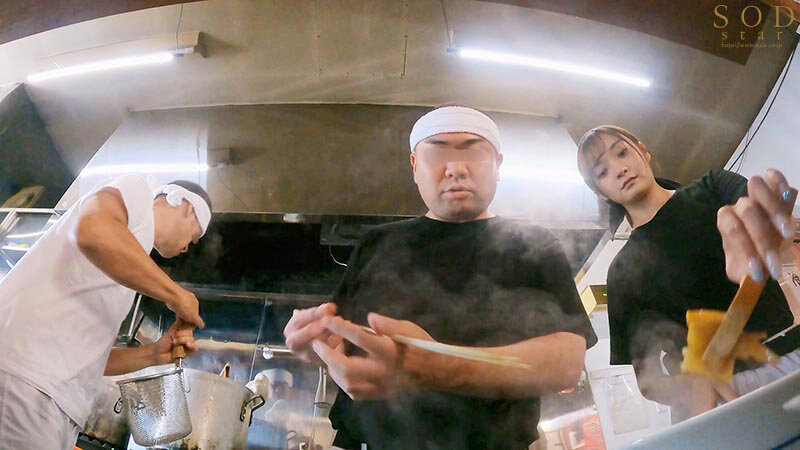 ラーメン屋の看板娘は皆の性処理係