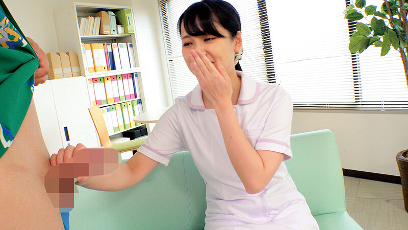 ちょっ…勃起しすぎですよね笑