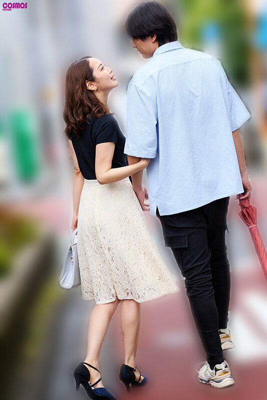 社長夫人と中出し密会不倫