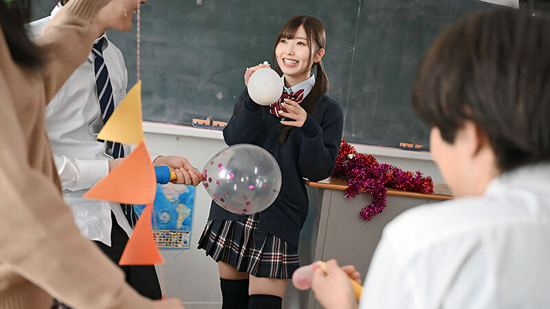 SMごっこで同級生が？！