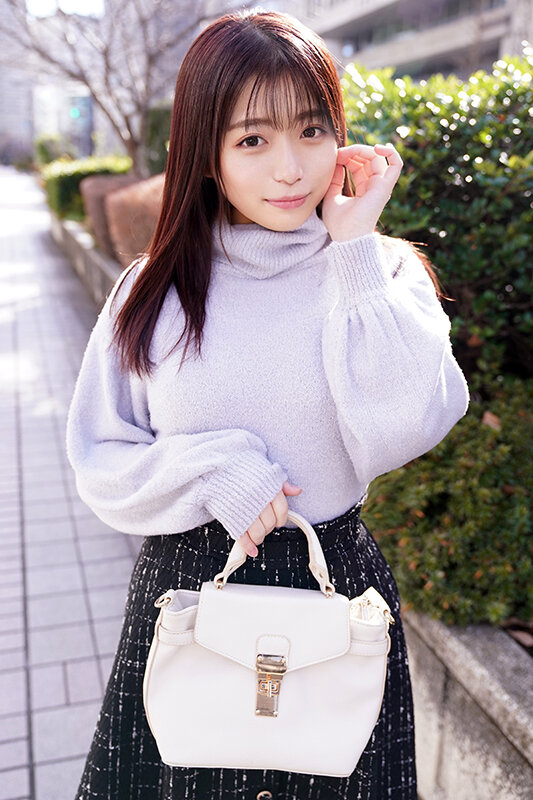 ス○バ勤務Gカップ新婚奥さま あおいさん
